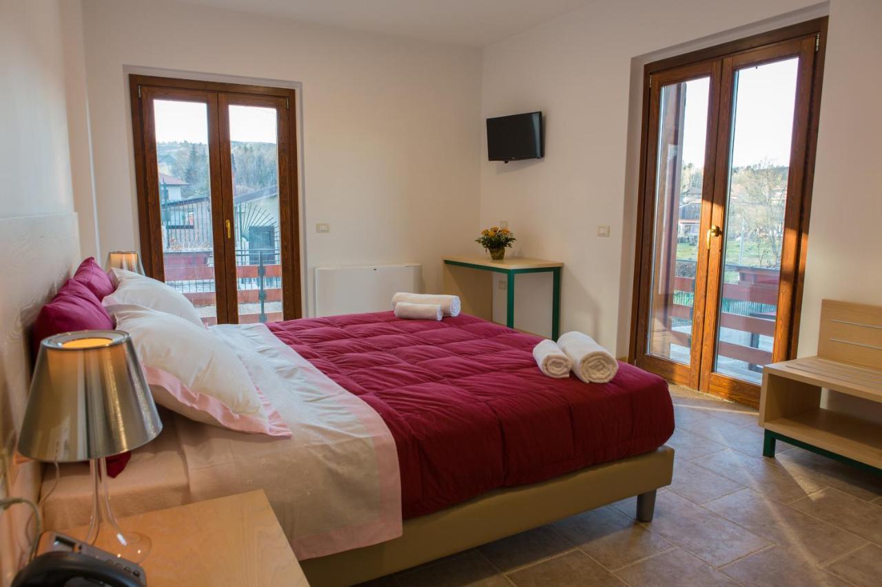 סרה סן ברונו Il Moscardino Country Resort מראה חיצוני תמונה