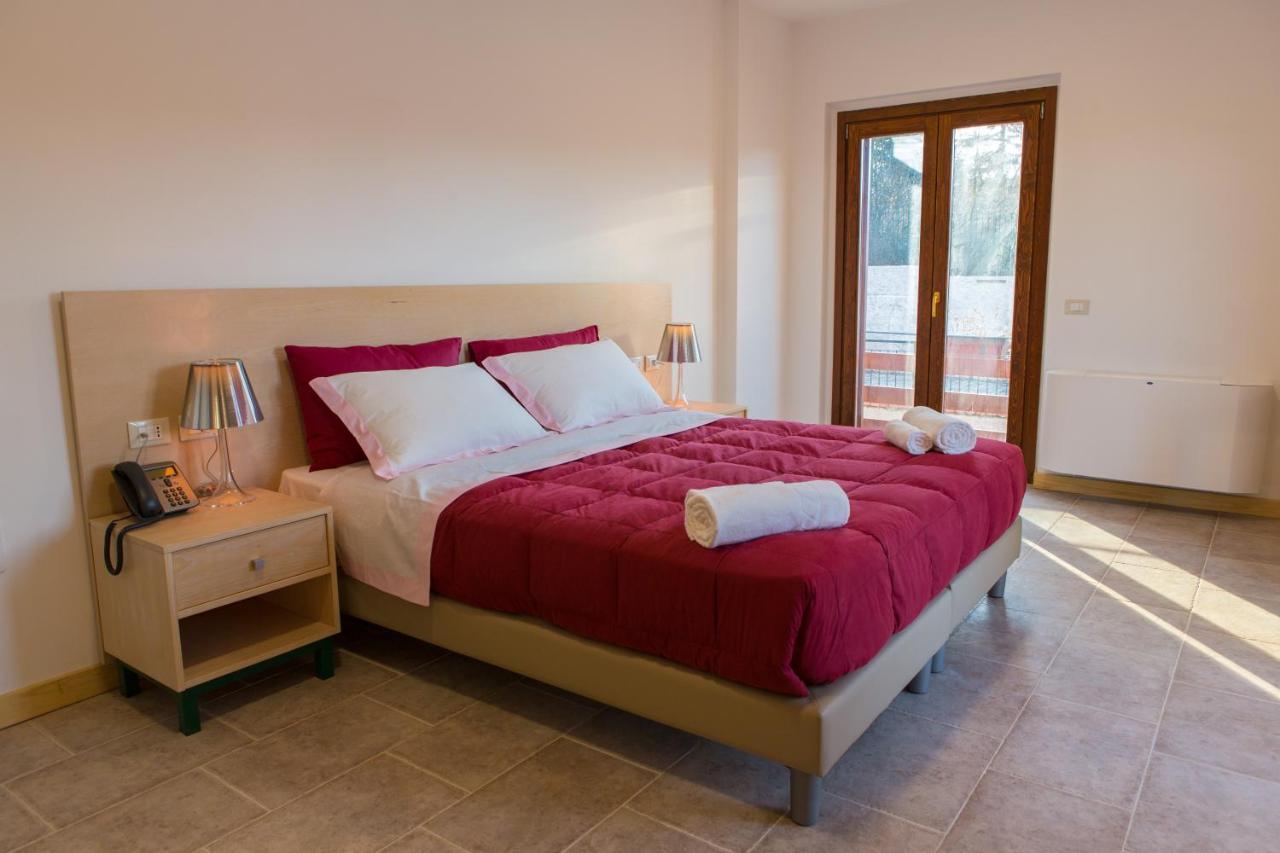 סרה סן ברונו Il Moscardino Country Resort מראה חיצוני תמונה